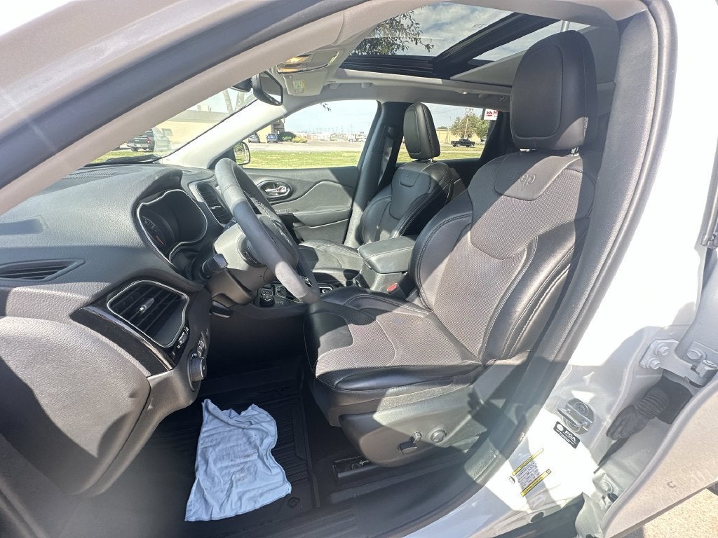 2023 Jeep Cherokee Altitude Lux 4x4