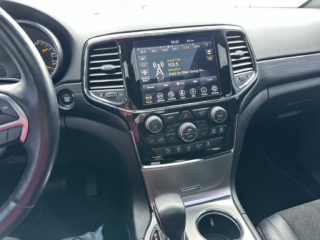 2021 Jeep Grand Cherokee Laredo X 4x4