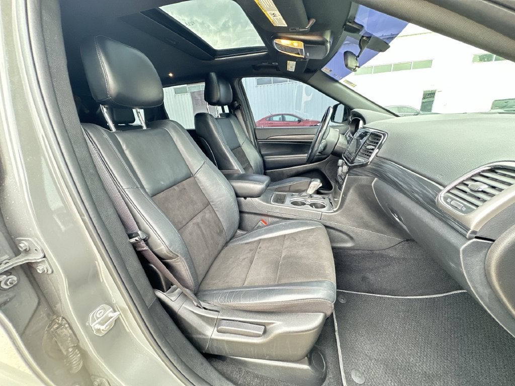 2021 Jeep Grand Cherokee Laredo X 4x4