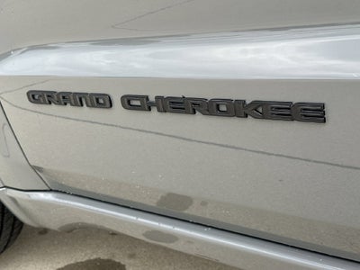 2021 Jeep Grand Cherokee Laredo X 4x4