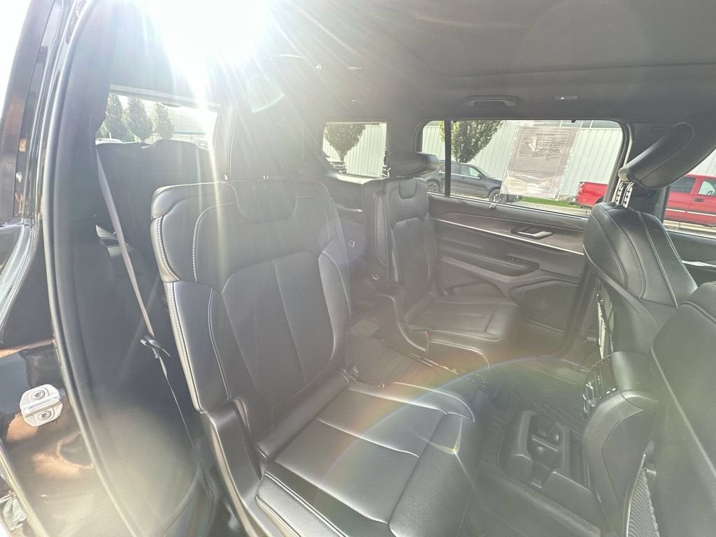 2024 Jeep Grand Cherokee L Limited 4x4