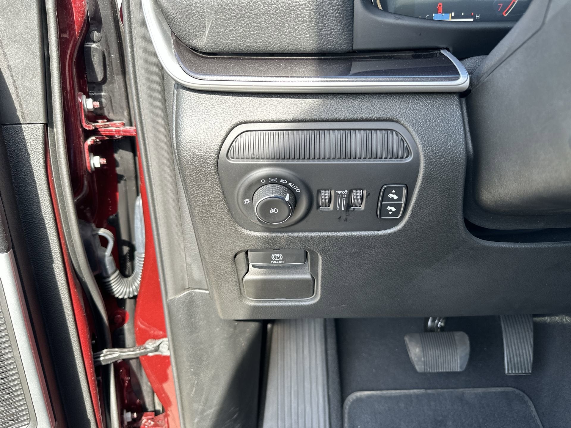 2024 Jeep Wagoneer Base