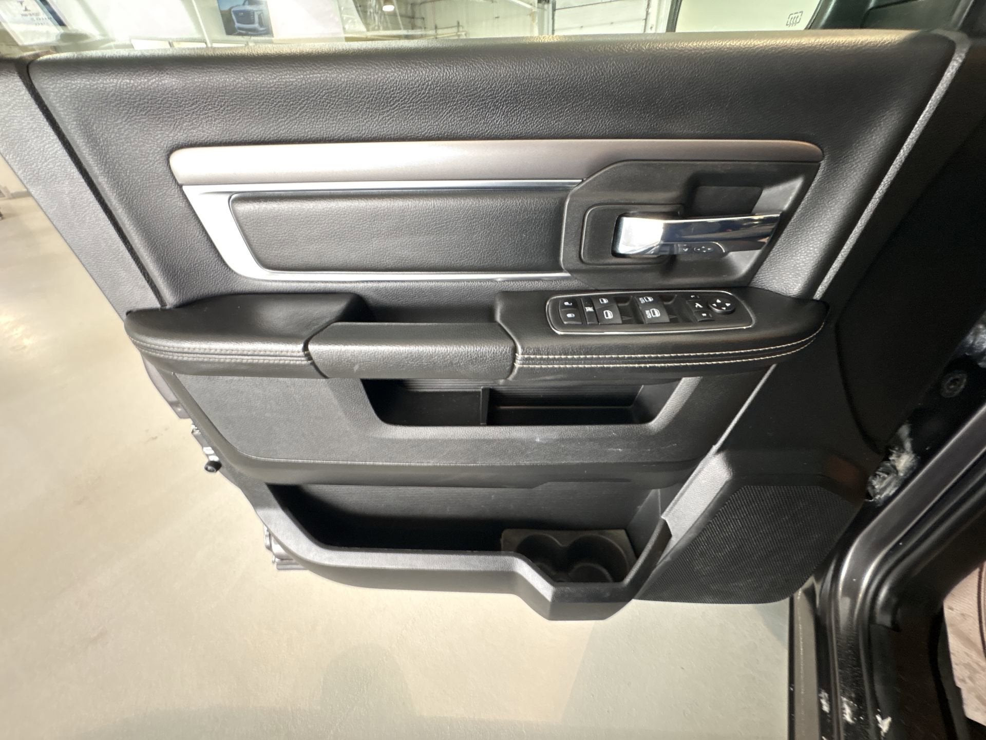 2021 RAM 1500 Classic SLT