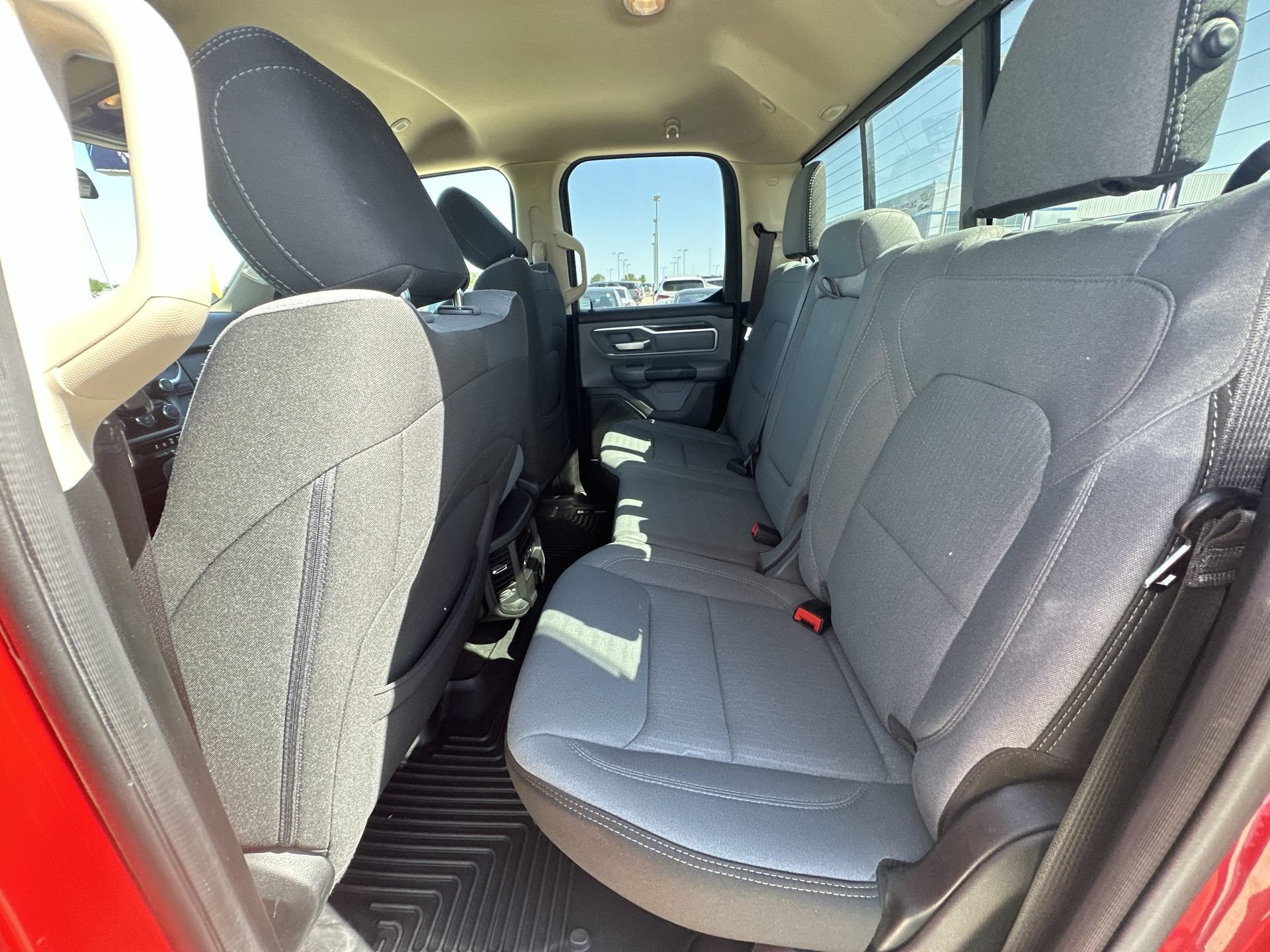 2020 RAM 1500 Big Horn Quad Cab 4x4 6'4" Box