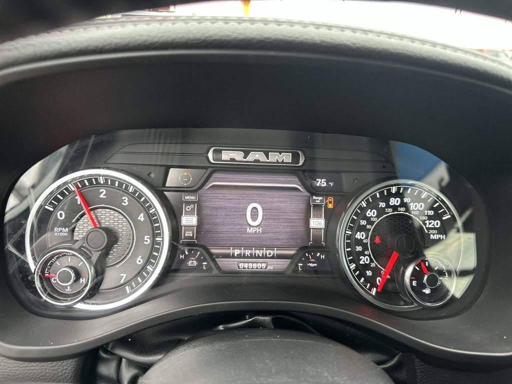 2023 RAM 1500 Laramie Crew Cab 4x4 5'7" Box