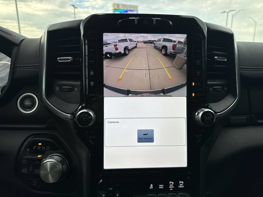 2023 RAM 1500 Laramie Crew Cab 4x4 5'7" Box