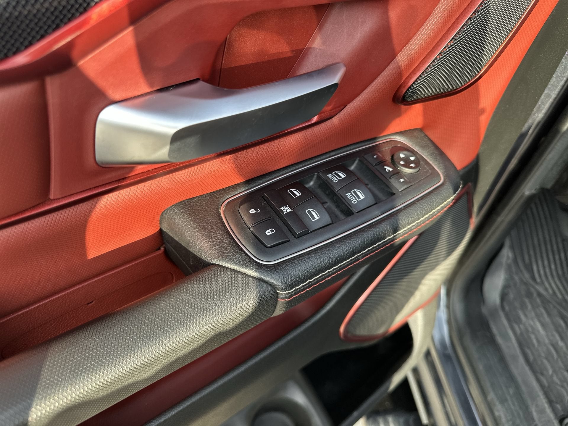 2020 RAM 1500 Rebel Crew Cab 4x4 5'7" Box