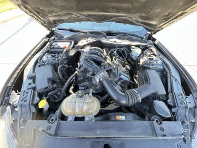 2016 Ford Mustang V6