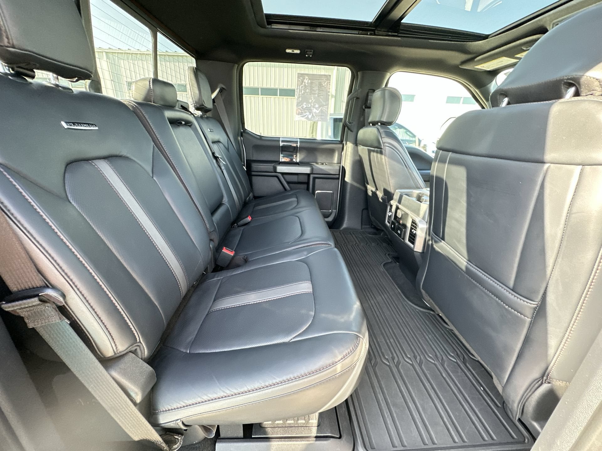 2022 Ford Super Duty F-350 SRW XL