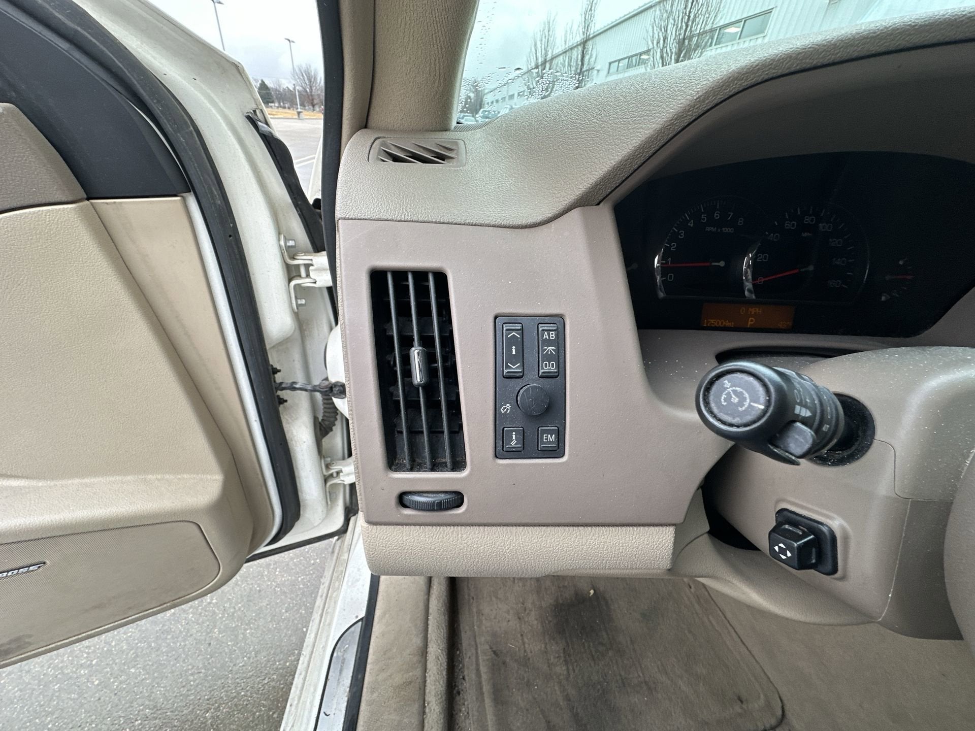 2005 Cadillac STS Base