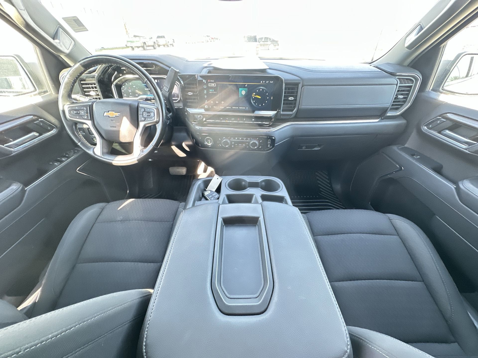 2023 Chevrolet Silverado 1500 LT (2FL)