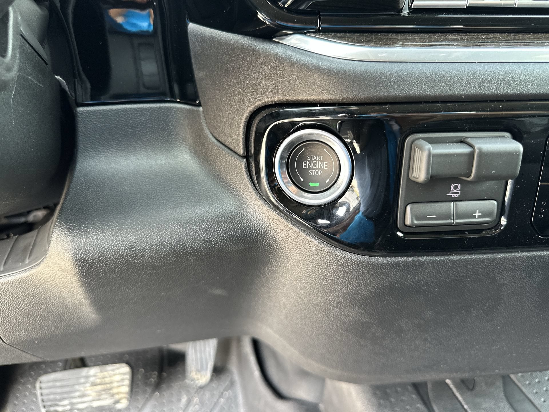 2026 Chevrolet Silverado 1500 RST - Photo 17
