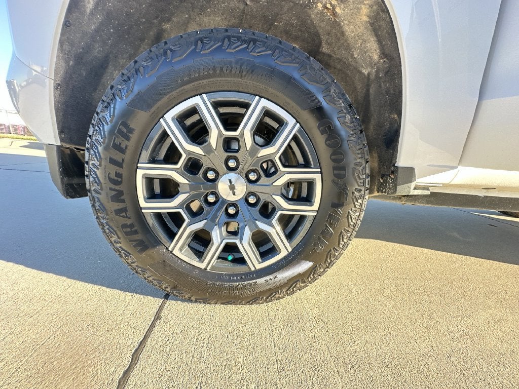 2023 Chevrolet Colorado 4WD Z71