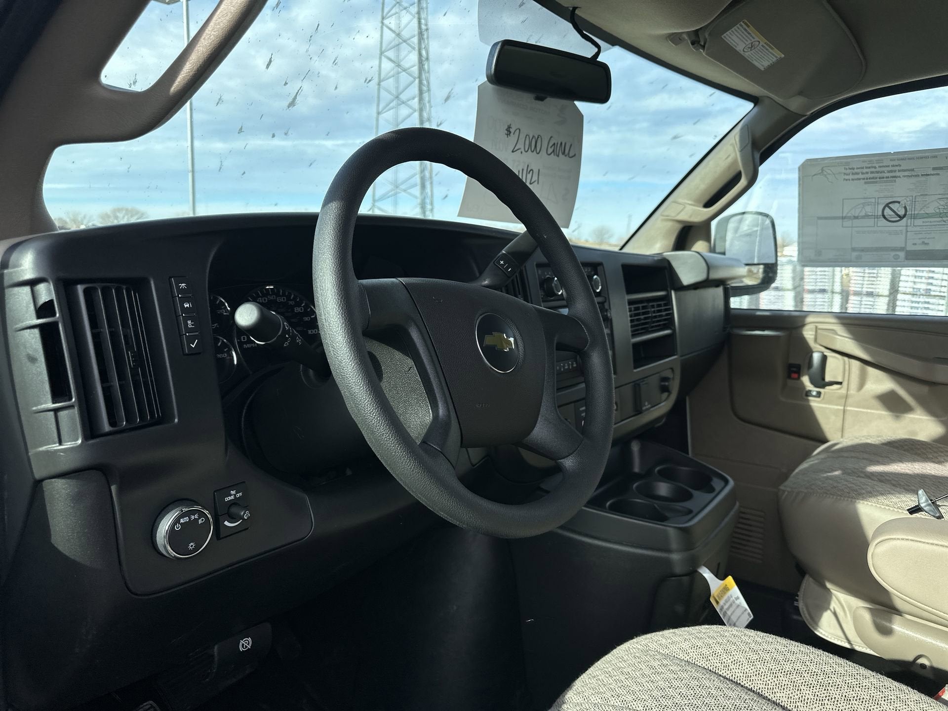 2025 Chevrolet Express Cargo 2500 WT