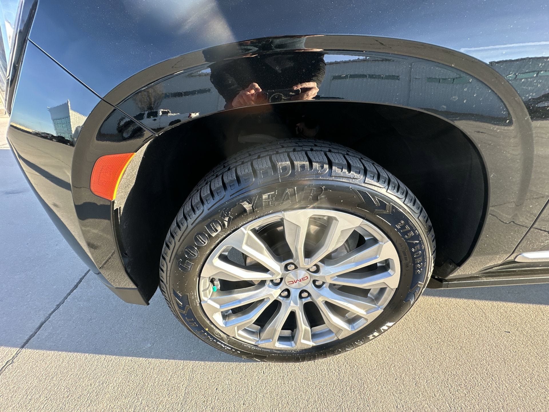 2023 GMC Yukon Denali