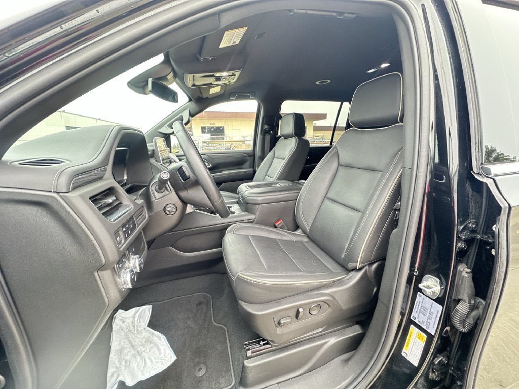 2024 GMC Yukon XL SLT