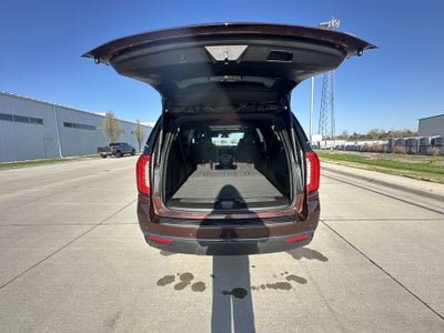 2023 GMC Yukon XL AT4