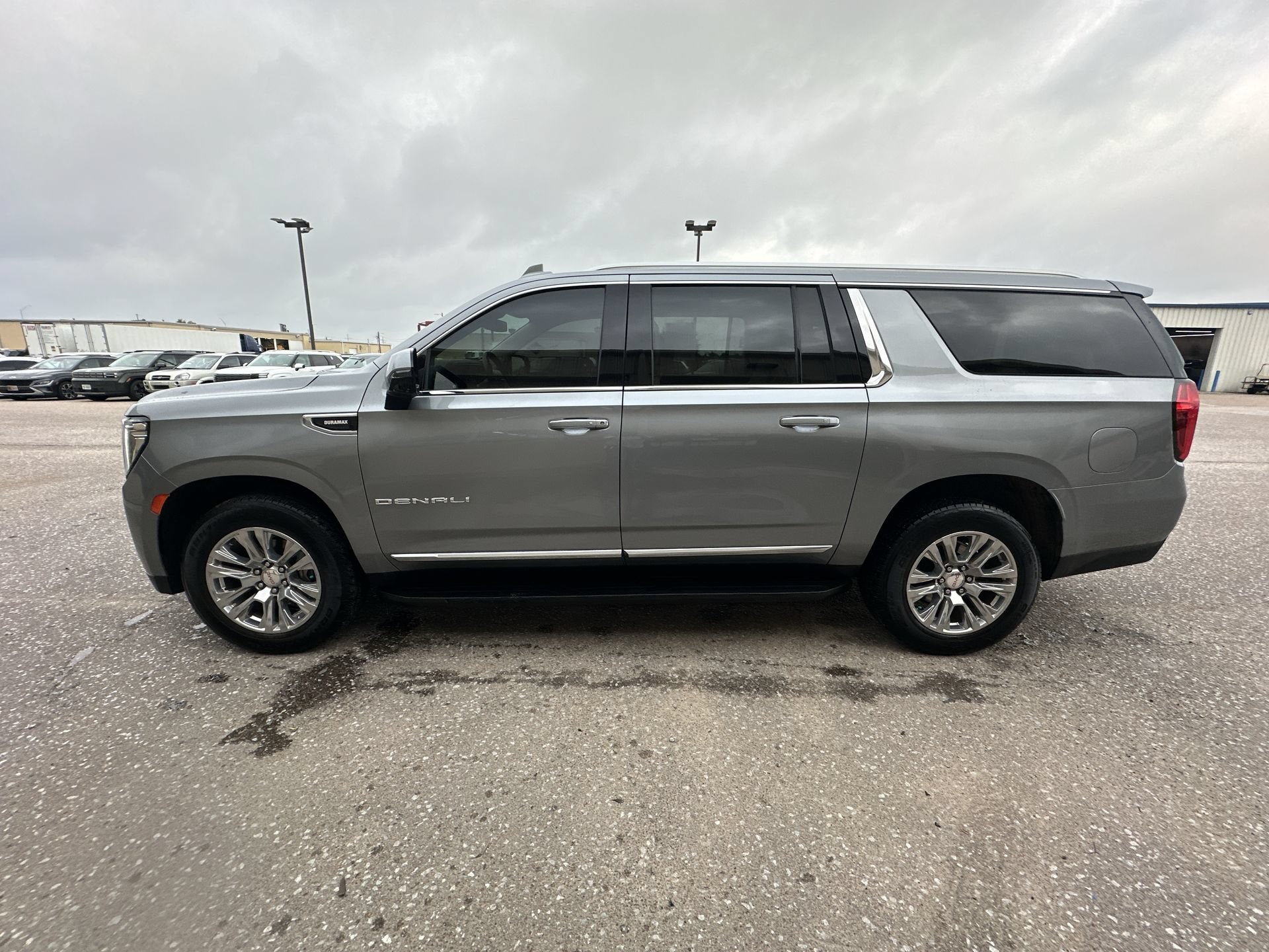 2023 GMC Yukon XL Denali