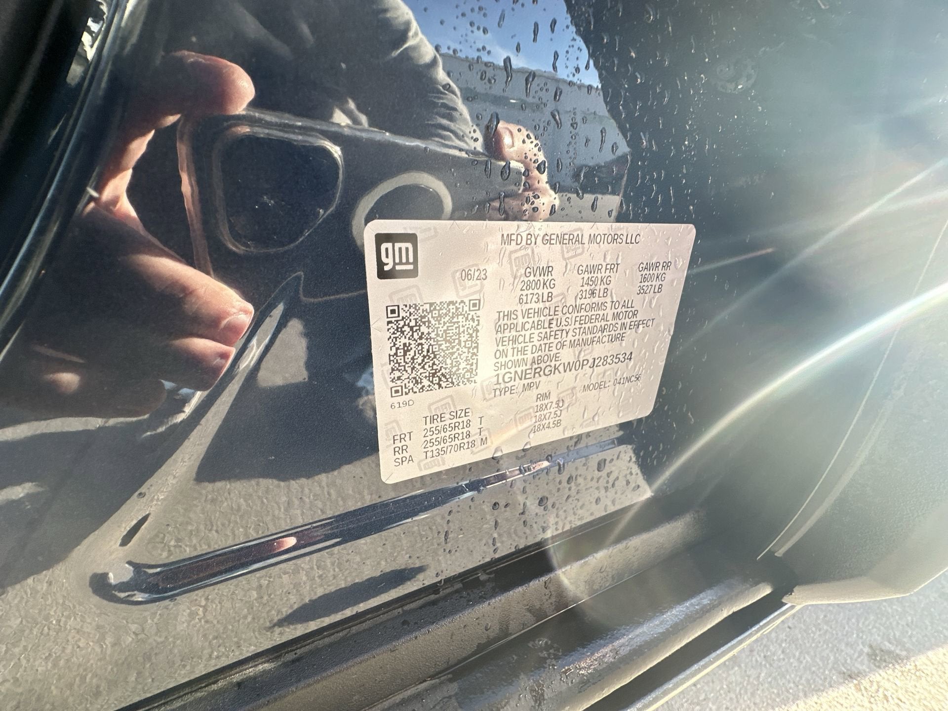 2023 Chevrolet Traverse LT Cloth