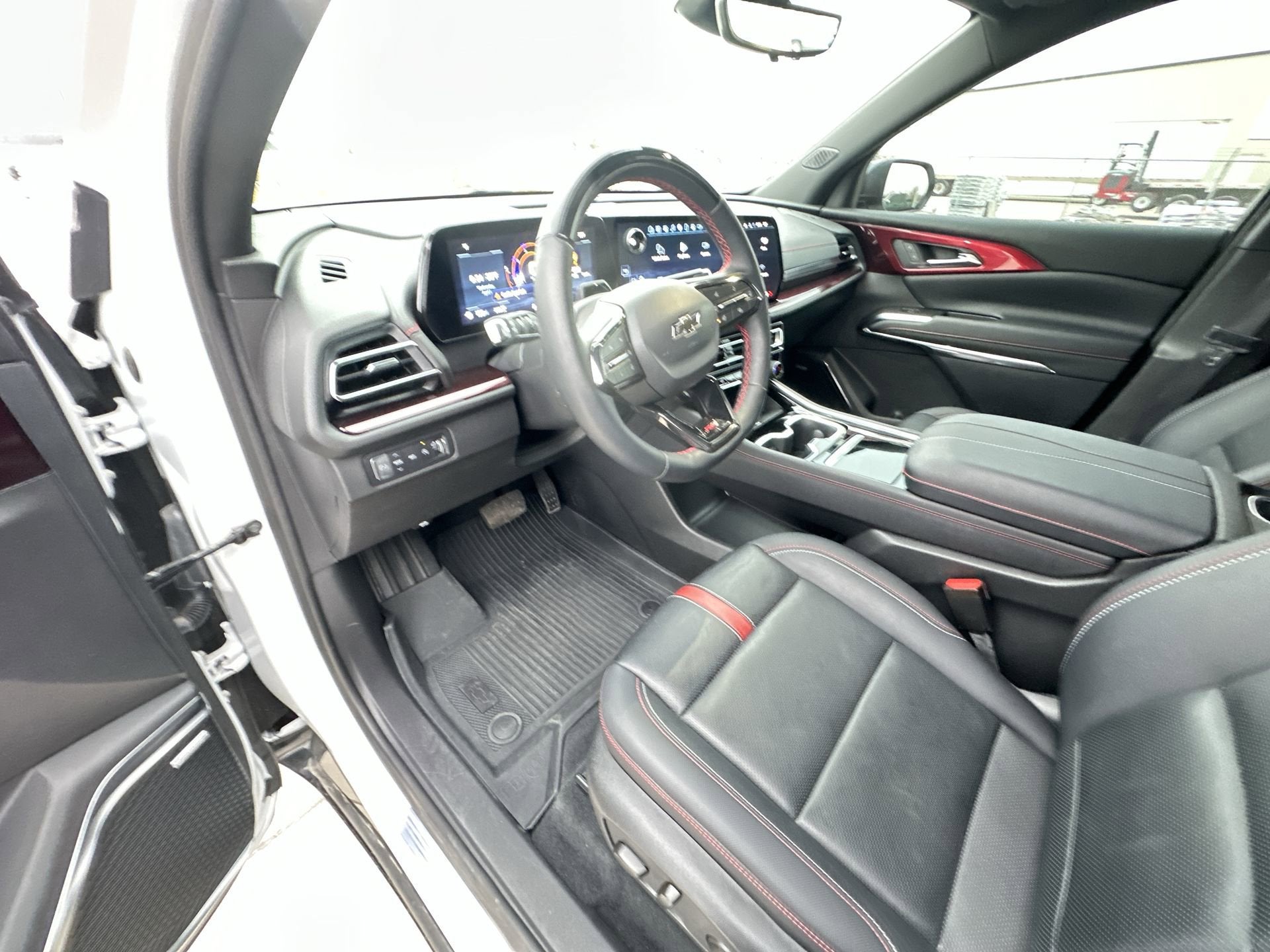 2025 Chevrolet Traverse RS