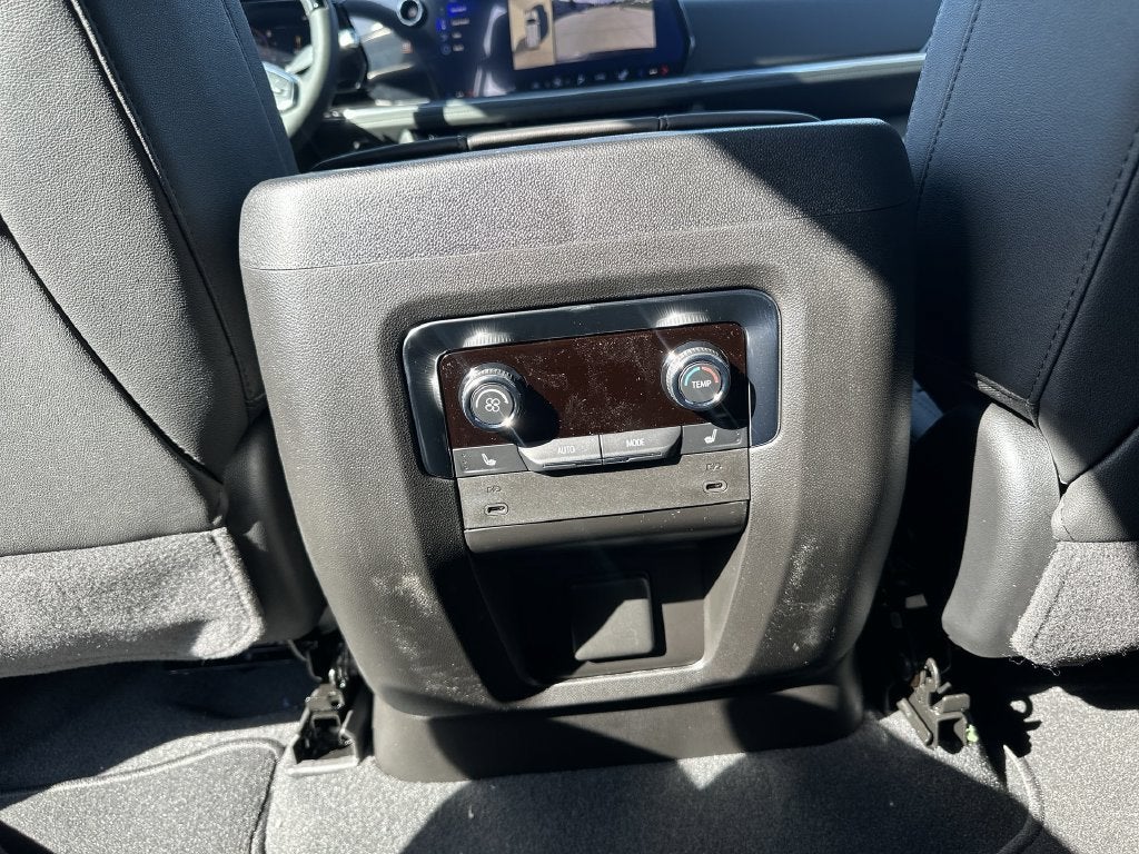 2027 Chevrolet Tahoe LT