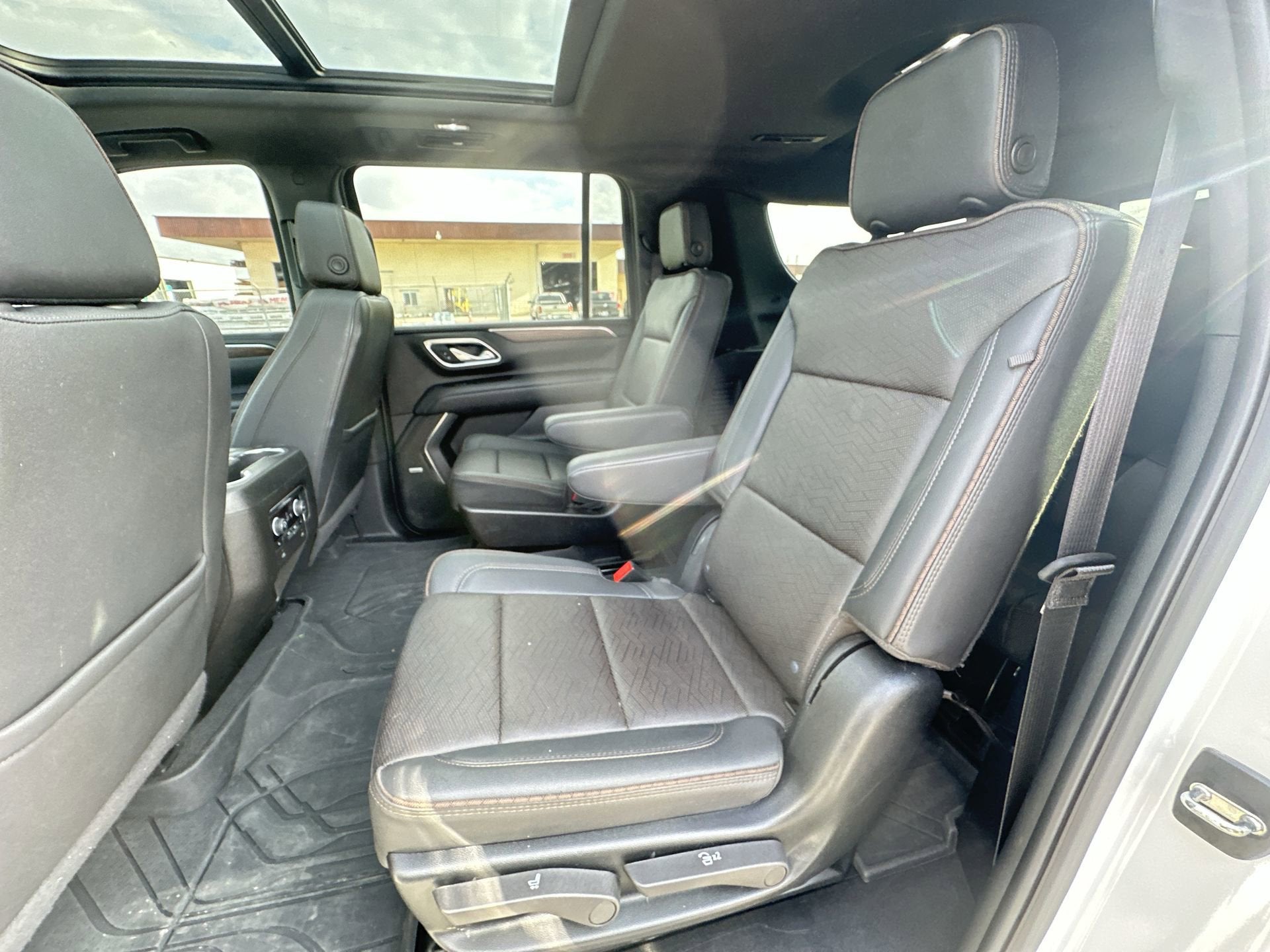 2024 Chevrolet Suburban High Country