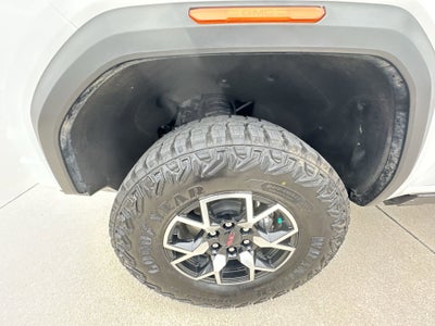 2025 GMC Canyon AT4