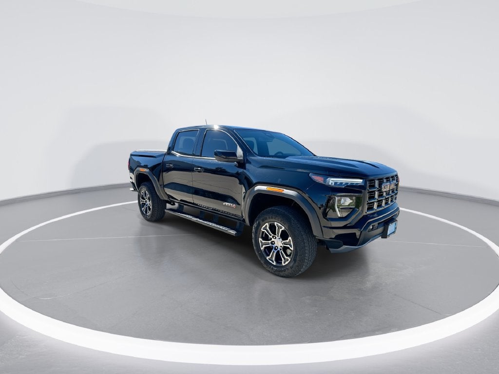 2023 GMC Canyon 4WD AT4