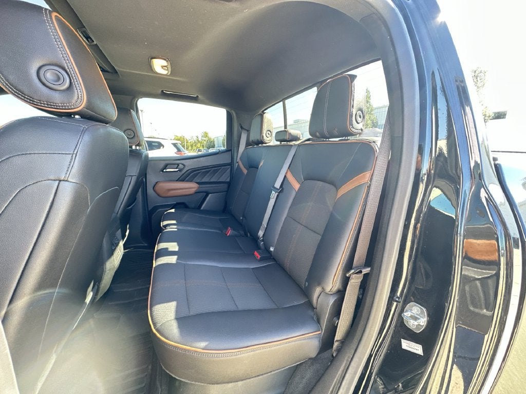 2023 GMC Canyon 4WD AT4