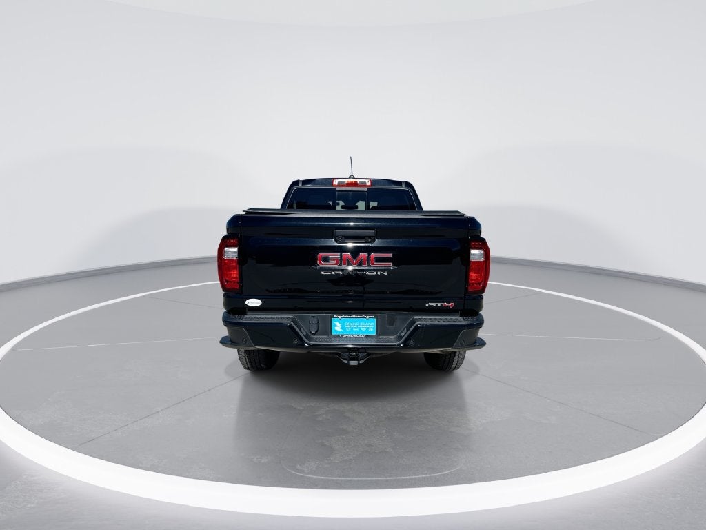 2023 GMC Canyon 4WD AT4