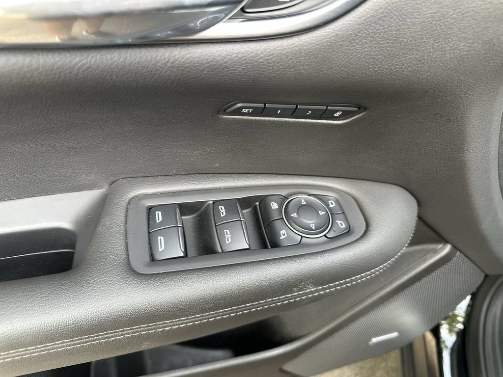 2024 Cadillac XT6 Luxury