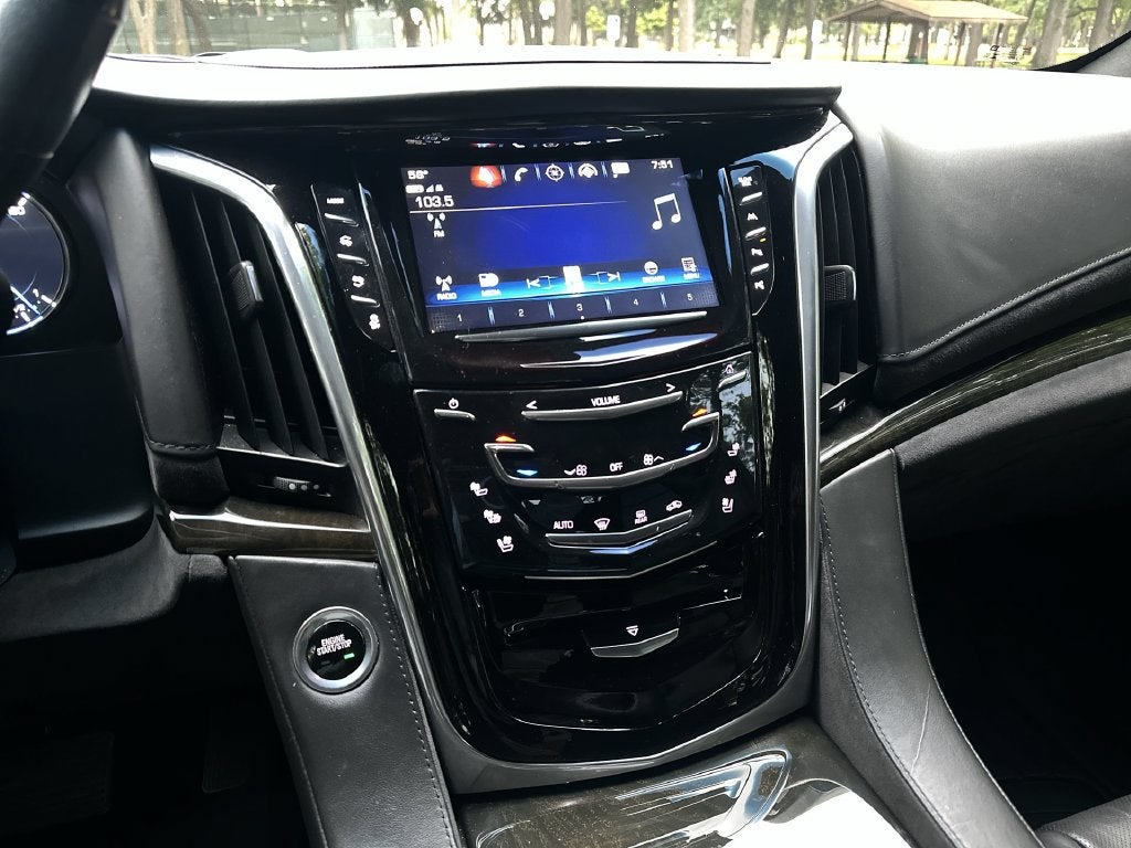 2019 Cadillac Escalade Platinum