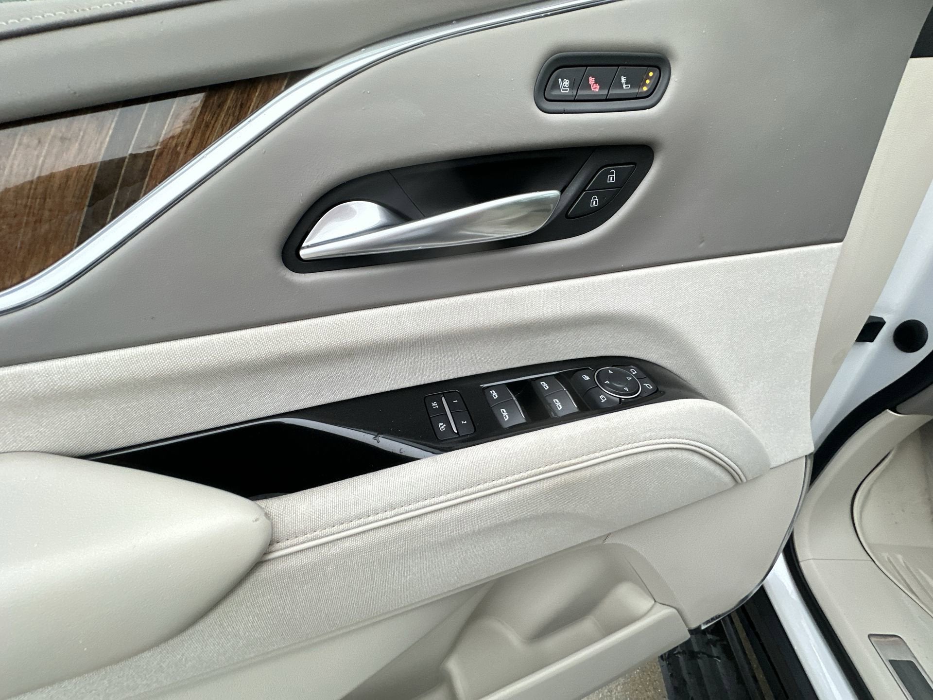 2021 Cadillac Escalade ESV Premium Luxury Platinum