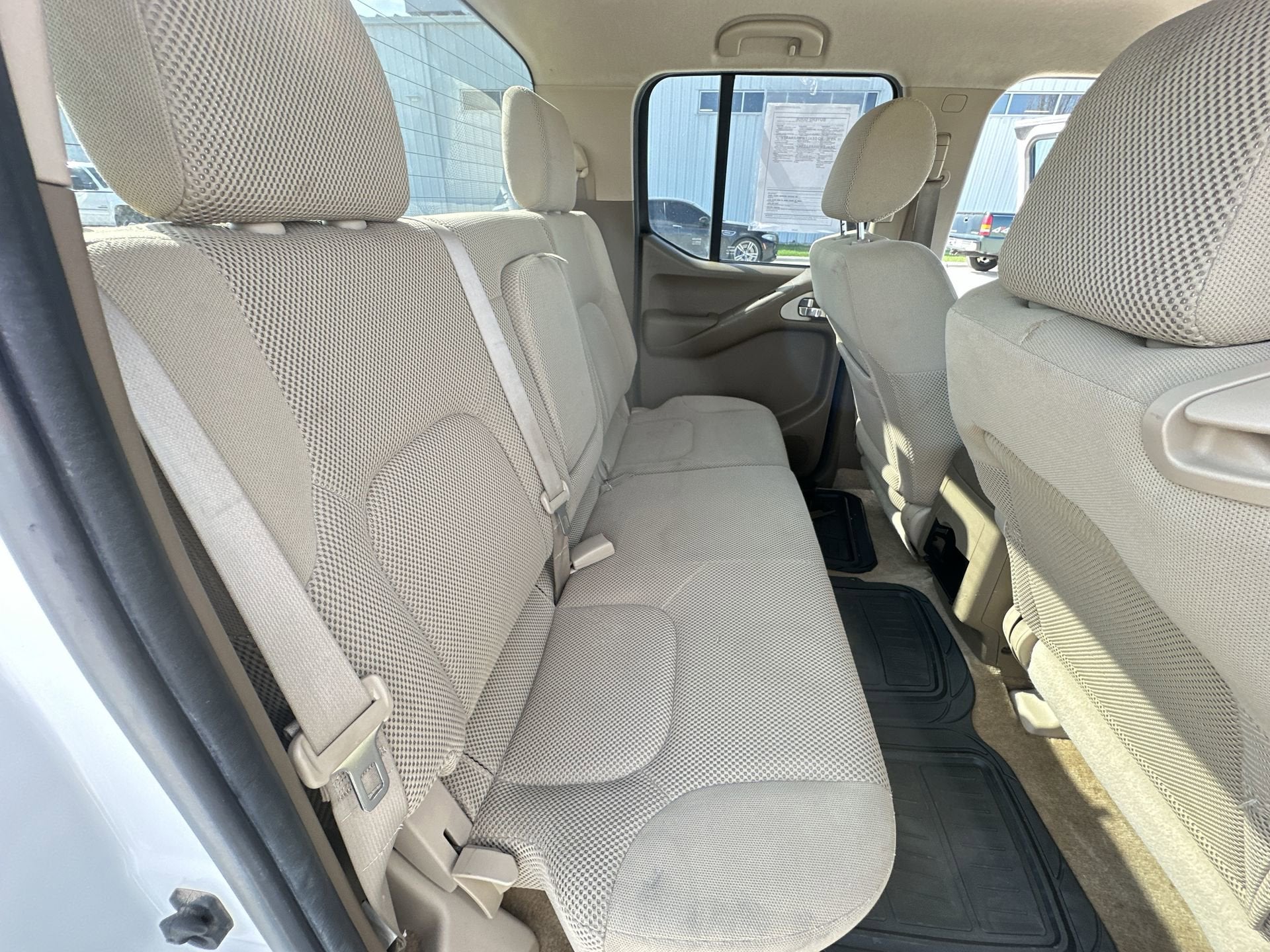 2005 Nissan Frontier 4WD SE