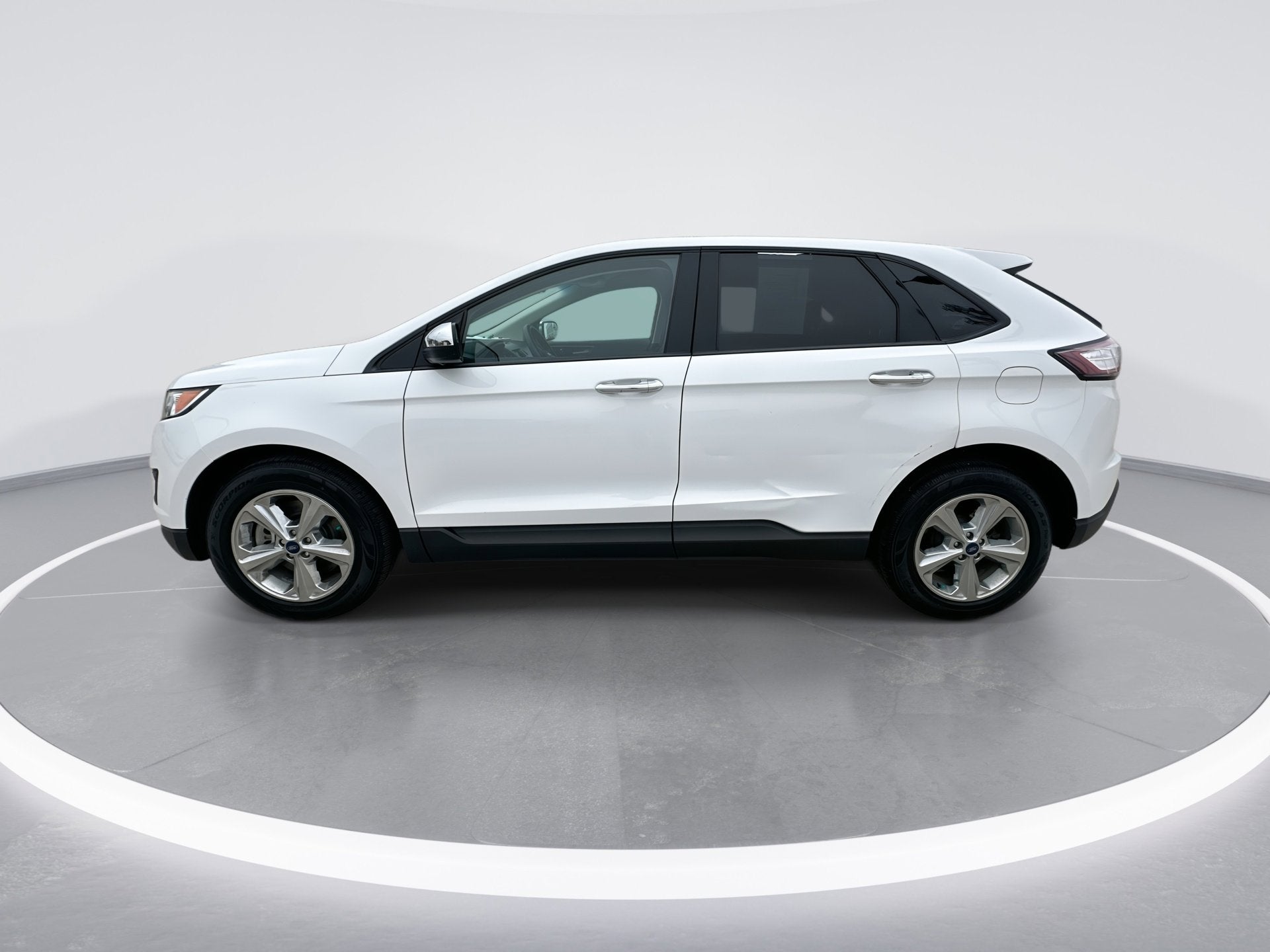 2016 Ford Edge SE