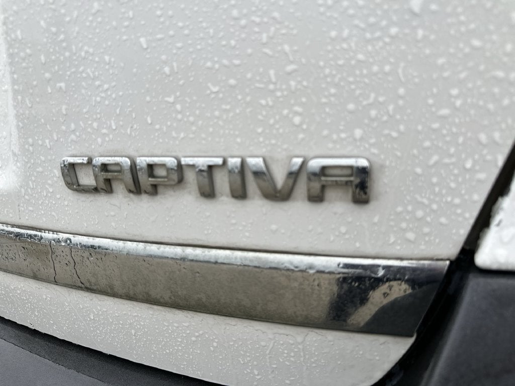 2012 Chevrolet Captiva LS w/2LS