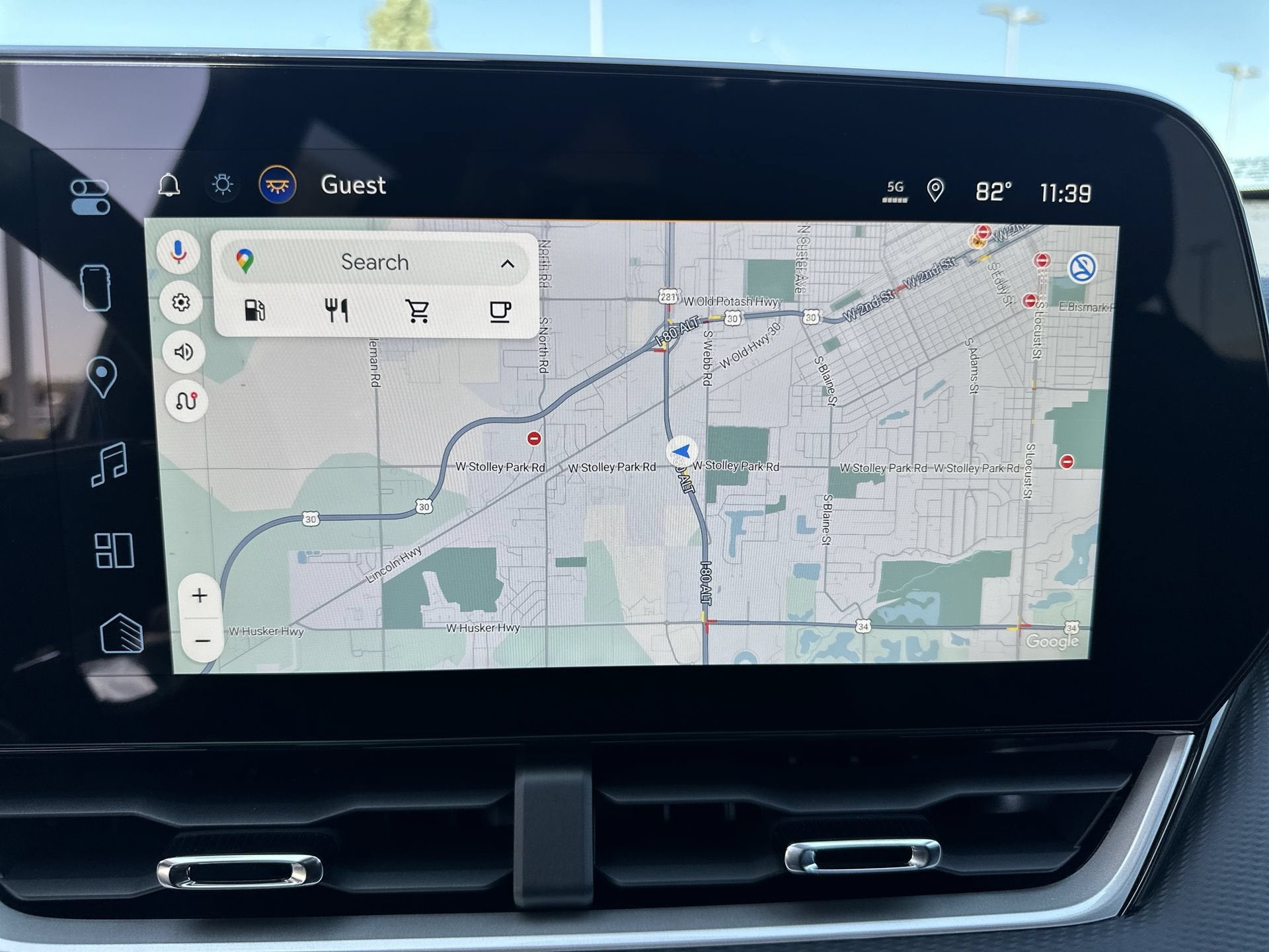 2027 Chevrolet Equinox LT - Photo 14