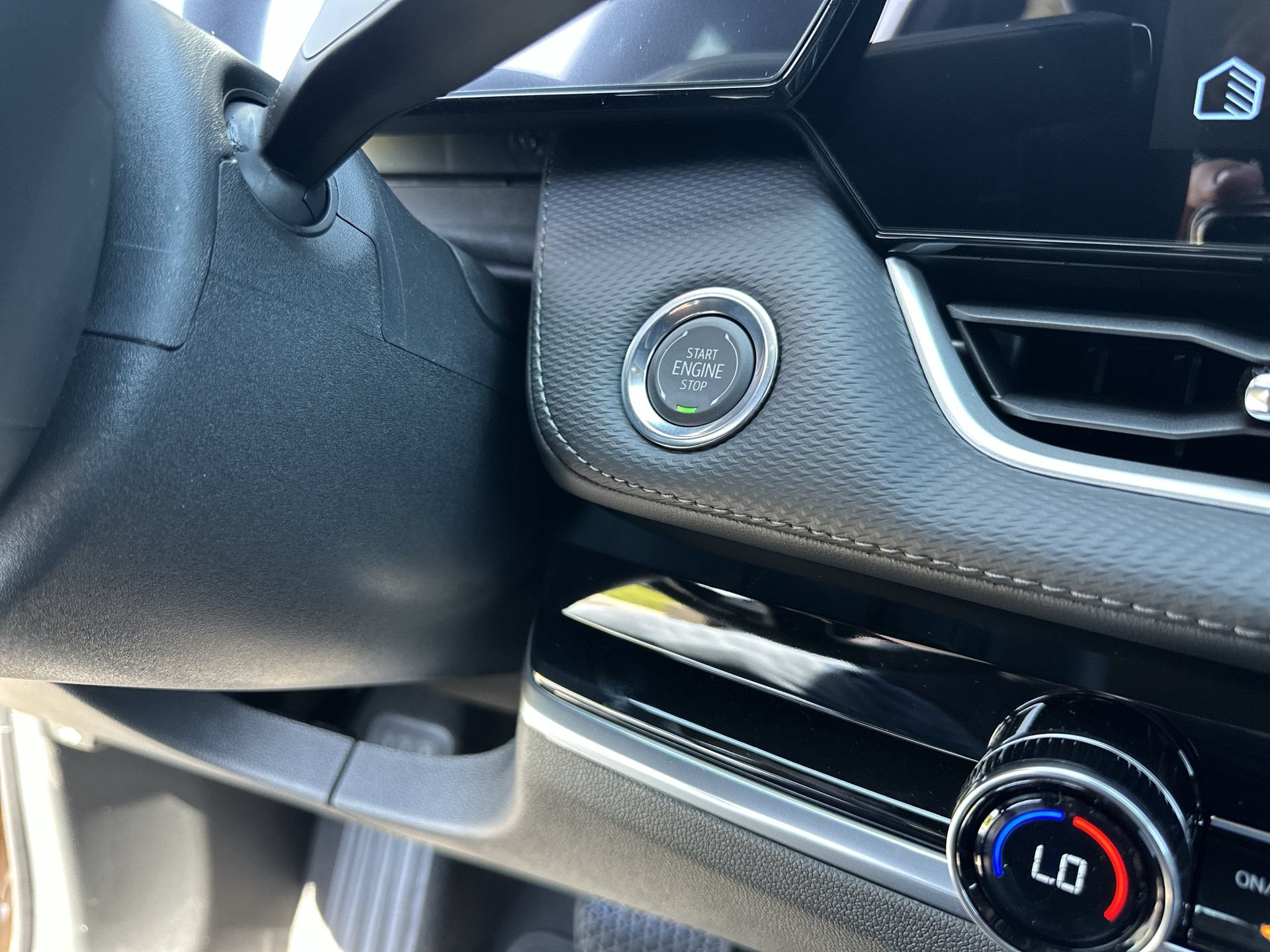 2027 Chevrolet Equinox LT - Photo 17