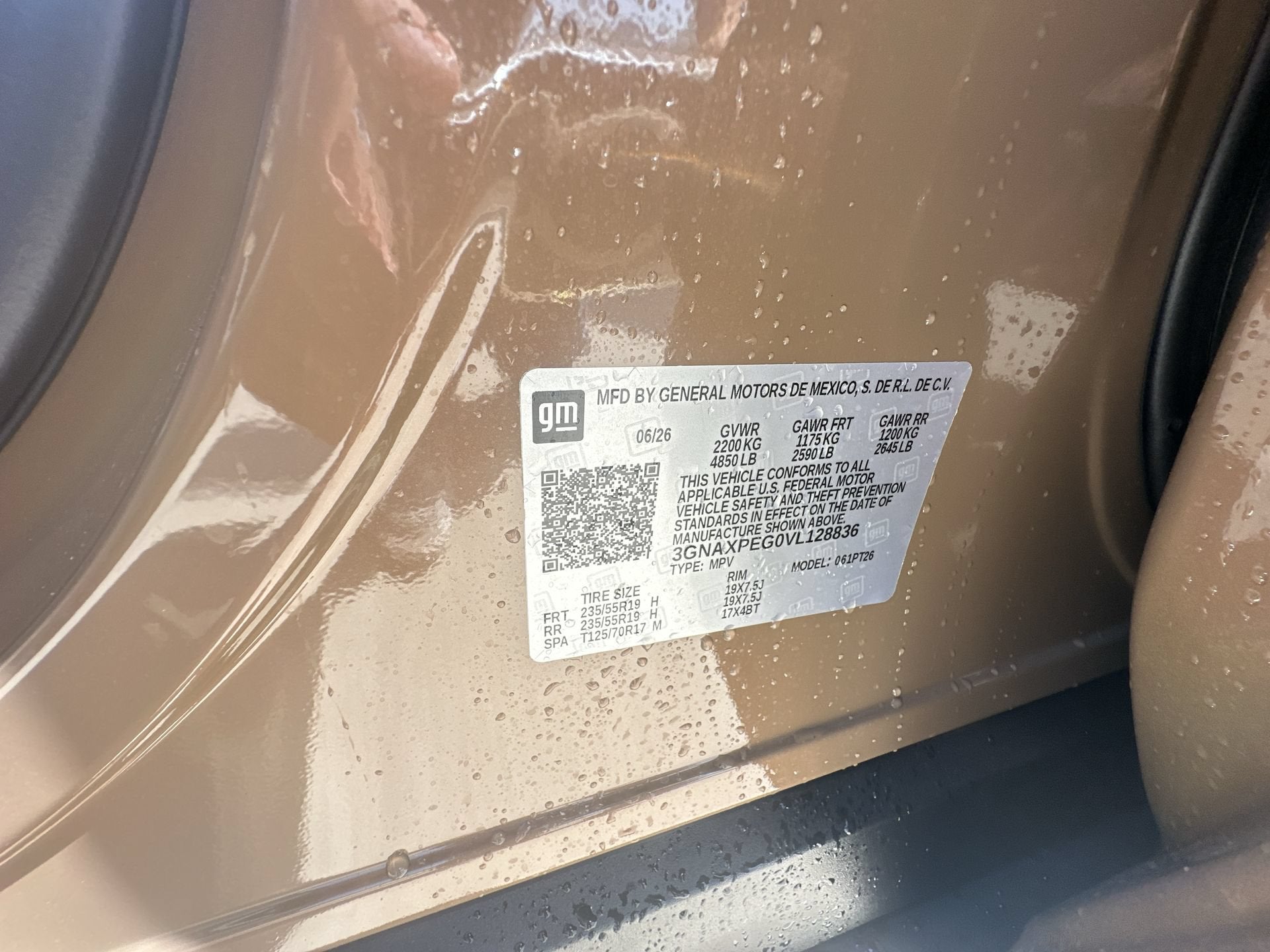2027 Chevrolet Equinox LT - Photo 34