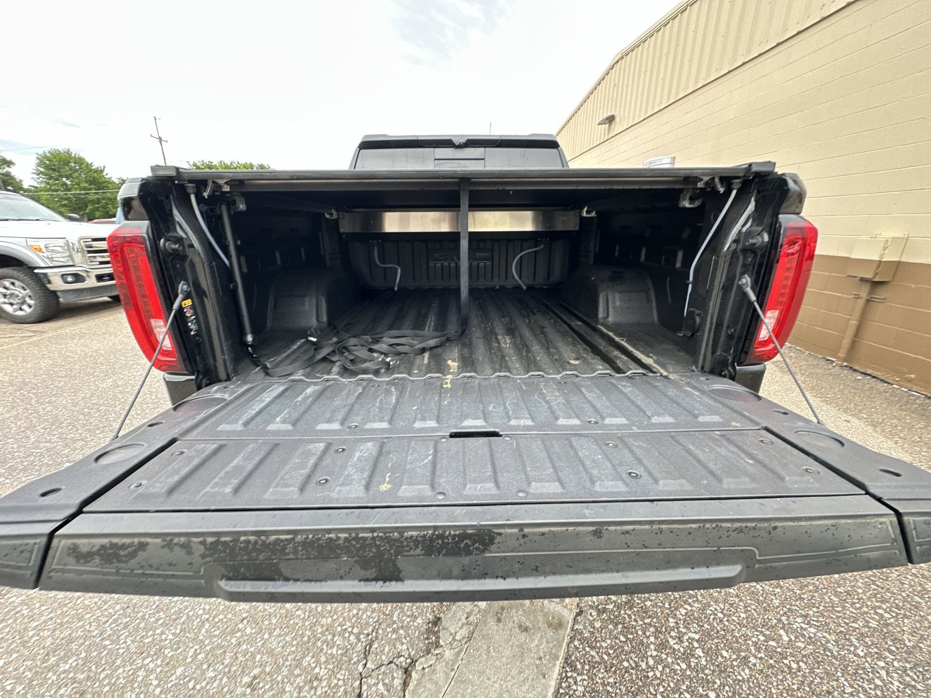 2025 GMC Sierra 1500 AT4X