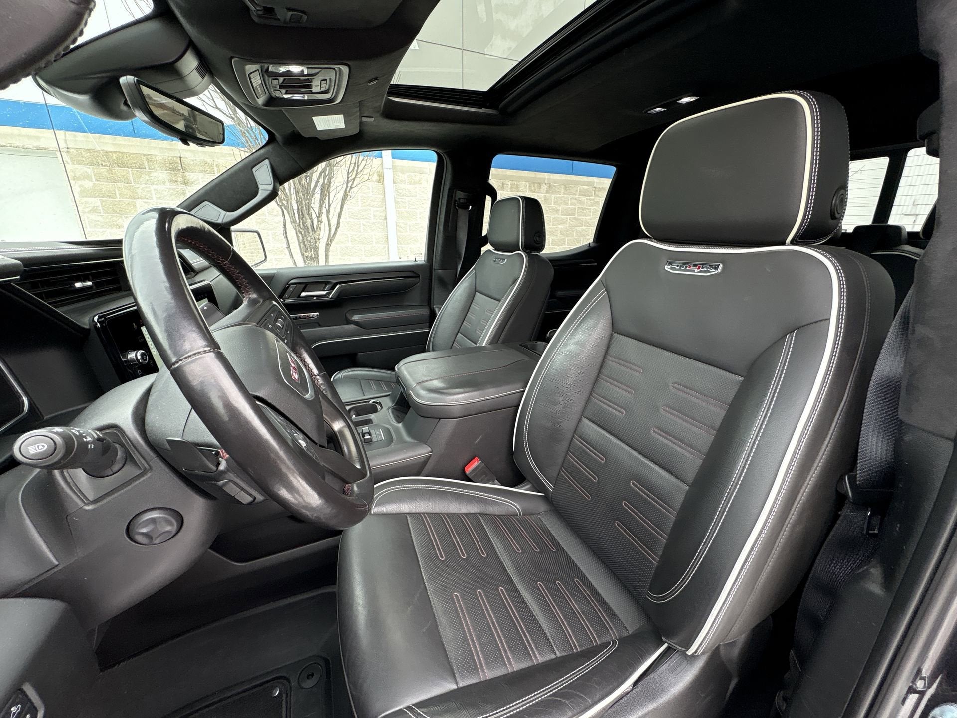 2023 GMC Sierra 1500 AT4X