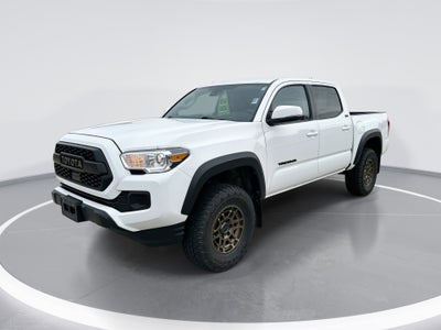 2022 Toyota Tacoma 4WD SR