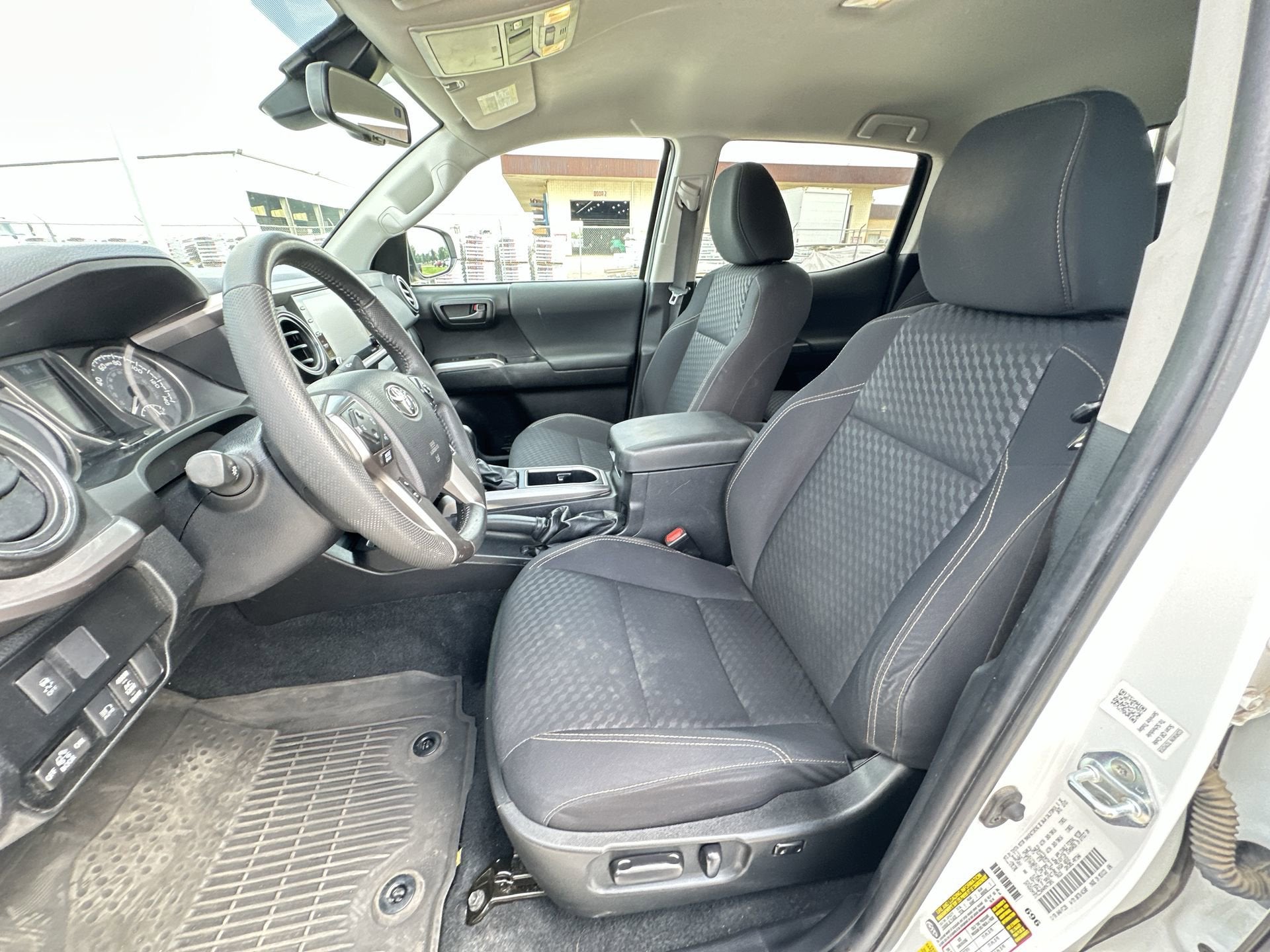 2022 Toyota Tacoma 4WD SR