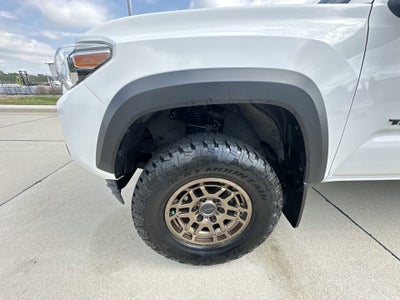 2022 Toyota Tacoma 4WD SR