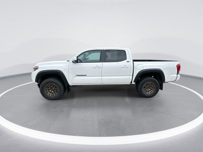 2022 Toyota Tacoma 4WD SR