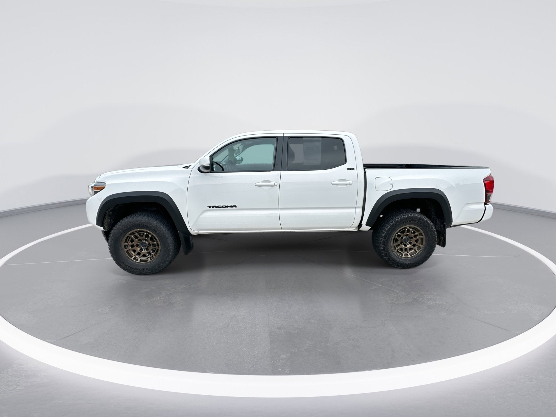 2022 Toyota Tacoma 4WD SR