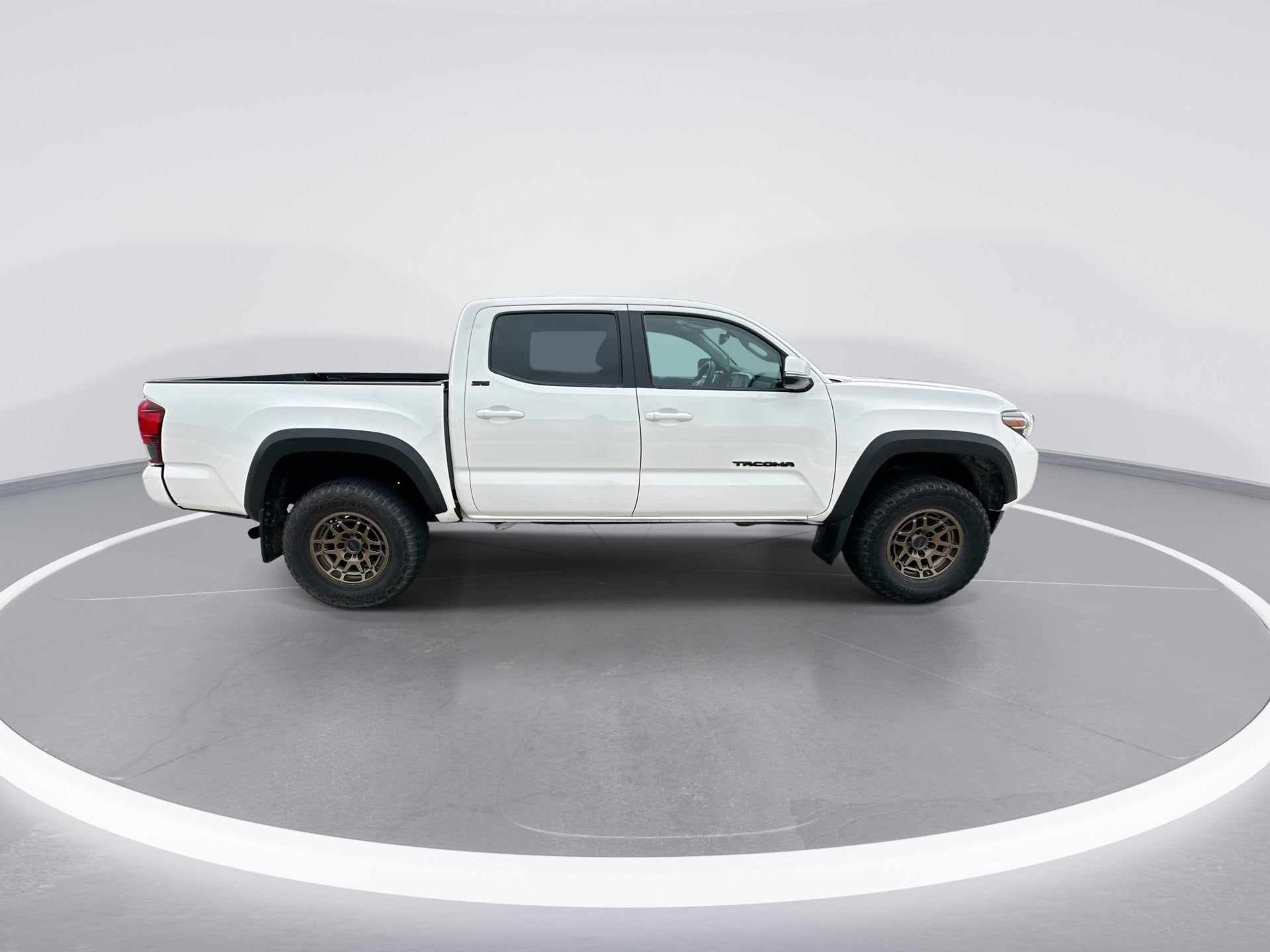 2022 Toyota Tacoma 4WD SR