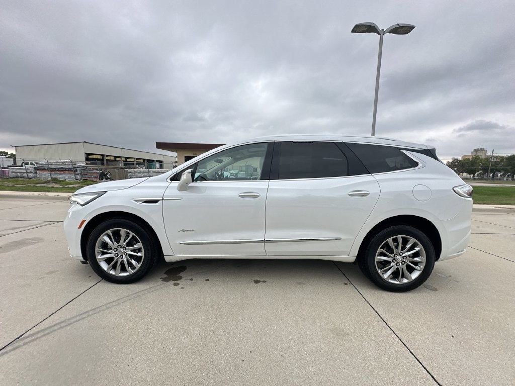 2024 Buick Enclave Avenir