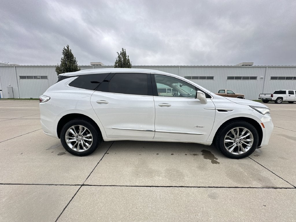 2024 Buick Enclave Avenir