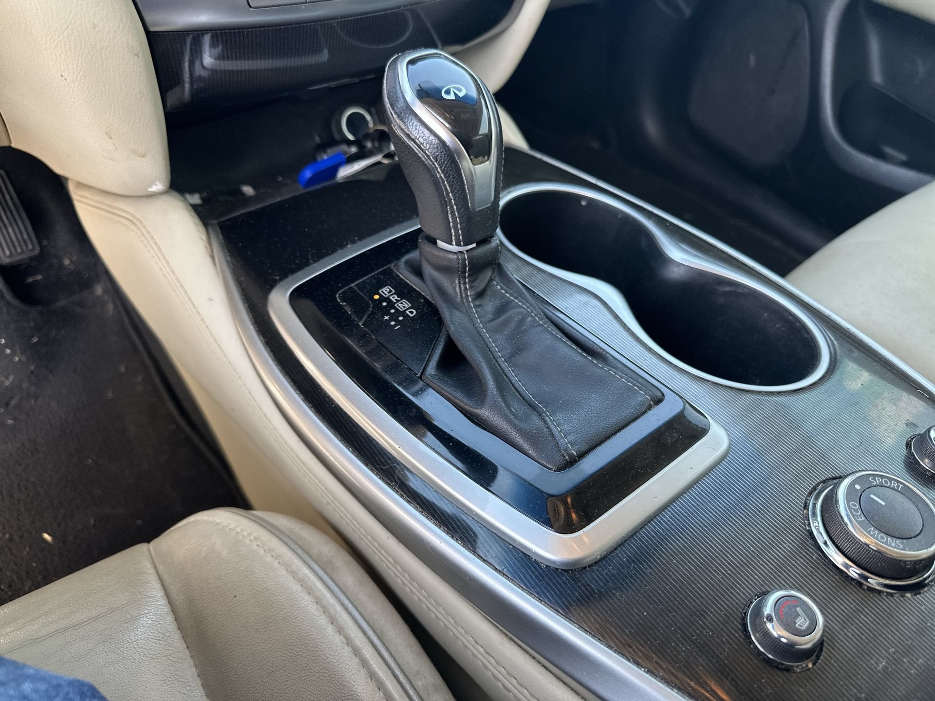2018 INFINITI QX60 4DR FWD